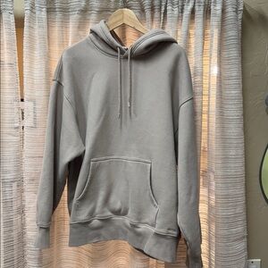 NWOT Aritzia Hoodie Boyfriend Sweatshirt Mauve L